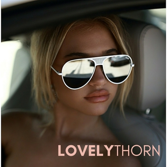 QUAY // ltd ed kylie jenner collab white glam oversized retro-chic aviators - Picture 13 of 16